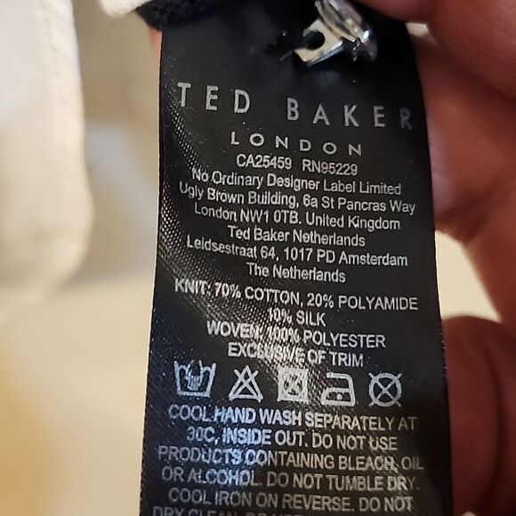 Beautiful Ted Baker Designer Top Size 2 - Picture 8 of 9